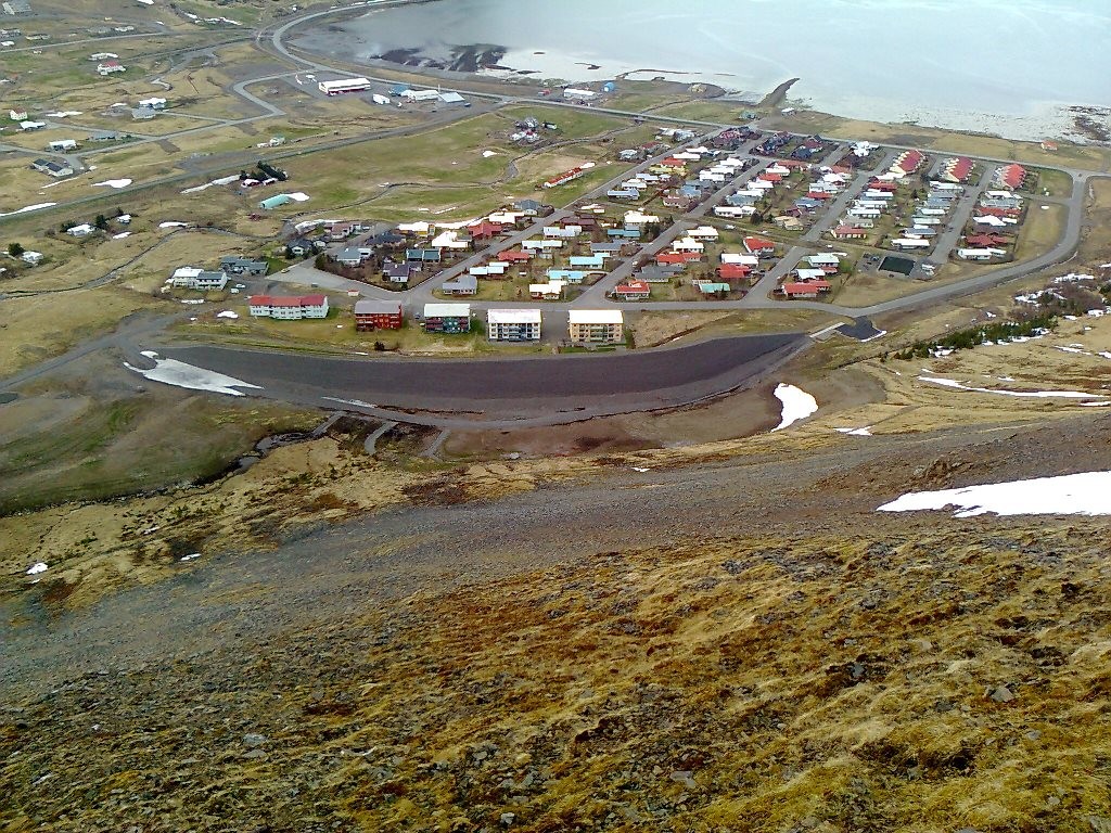 Varnrgarðurinn og Holtahverfi
