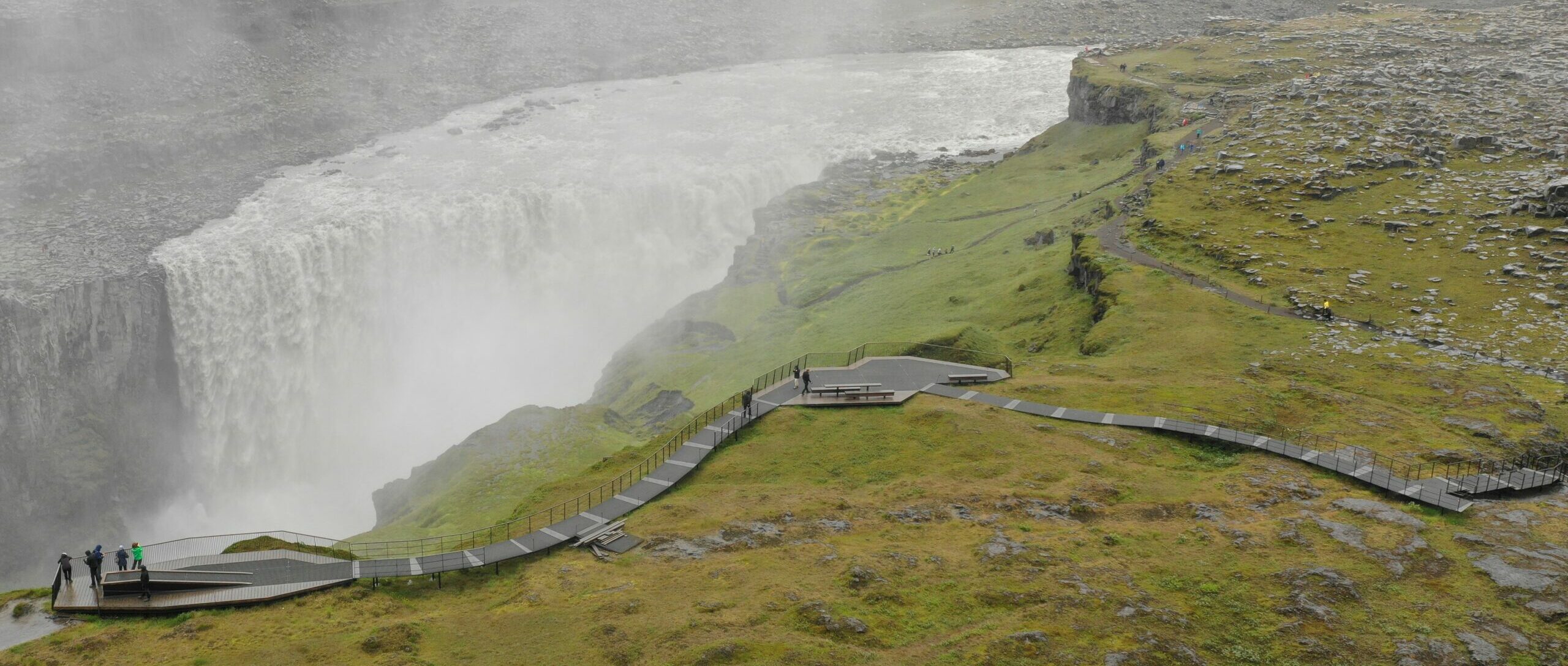 ÚTSÝNISPALLAR OG PALLASTÍGUR VIÐ DETTIFOSS